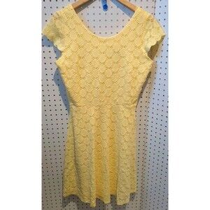 RN Studio Ronni Nicole Dress Size 10 Yellow Easter Pastel Short Sleeve Spring